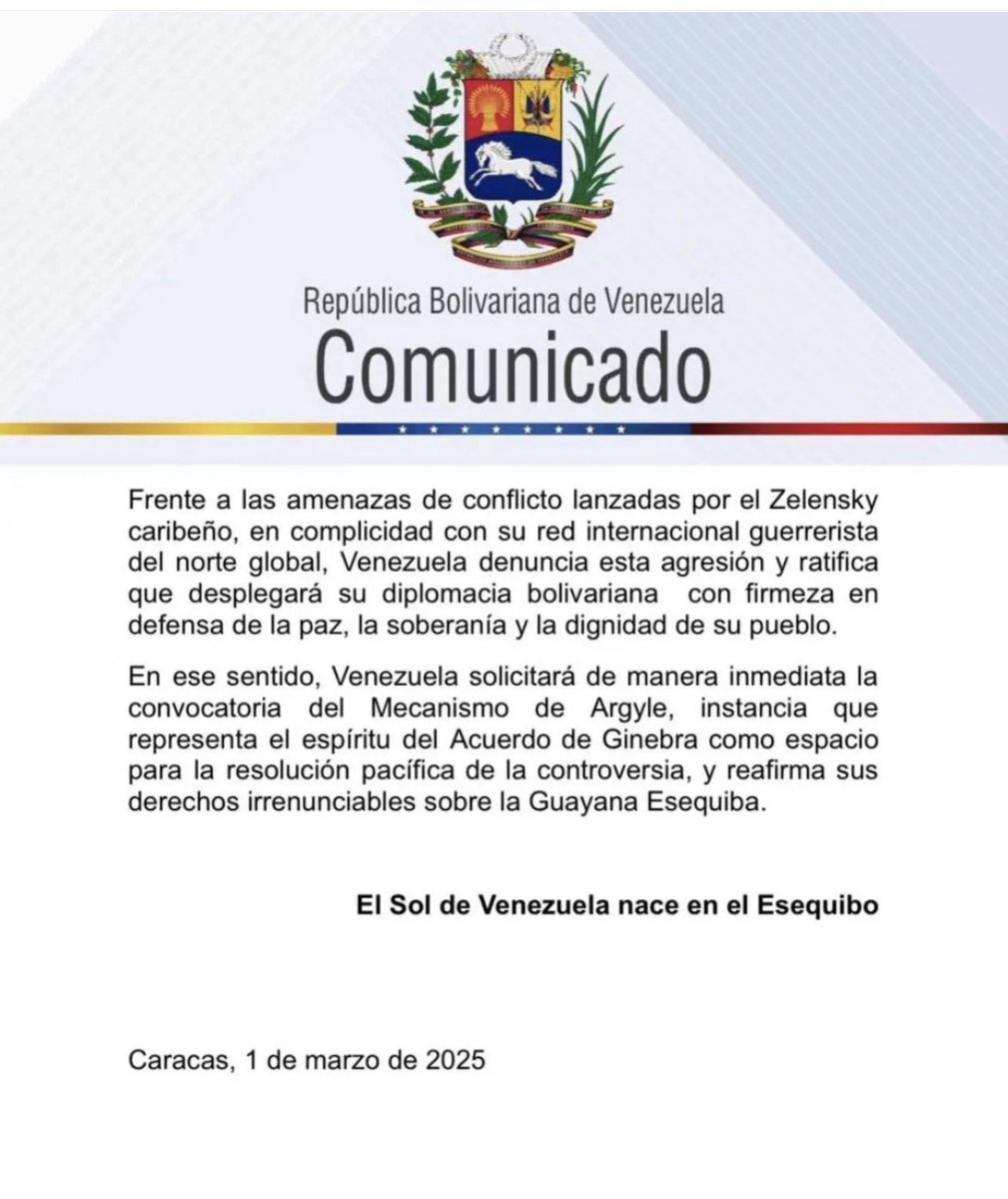 El canciller de Maduro responde a la protesta del presidente de Guyana, Irfaan Ali, que lo califica como el Zelenski caribeño. Que la afirmación de que un buque venezolano cruzó a territorio de Guyana es infundada porque esas son aguas en disputa.